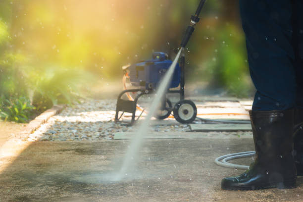 Best Vinyl Siding Pressure Washing in St Peter, MN
